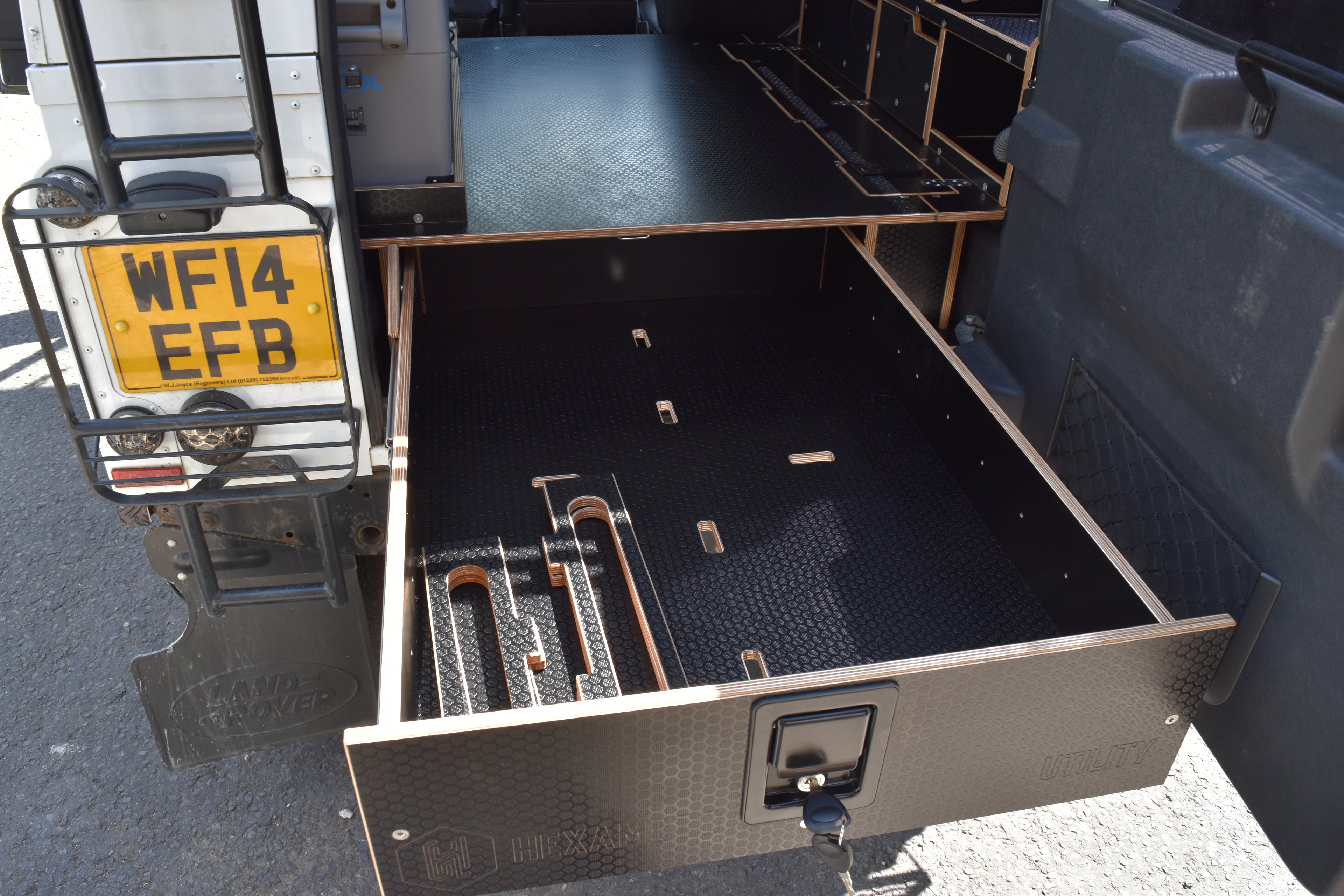 DEFENDER 90 UTILITY STORAGE SYSTEM