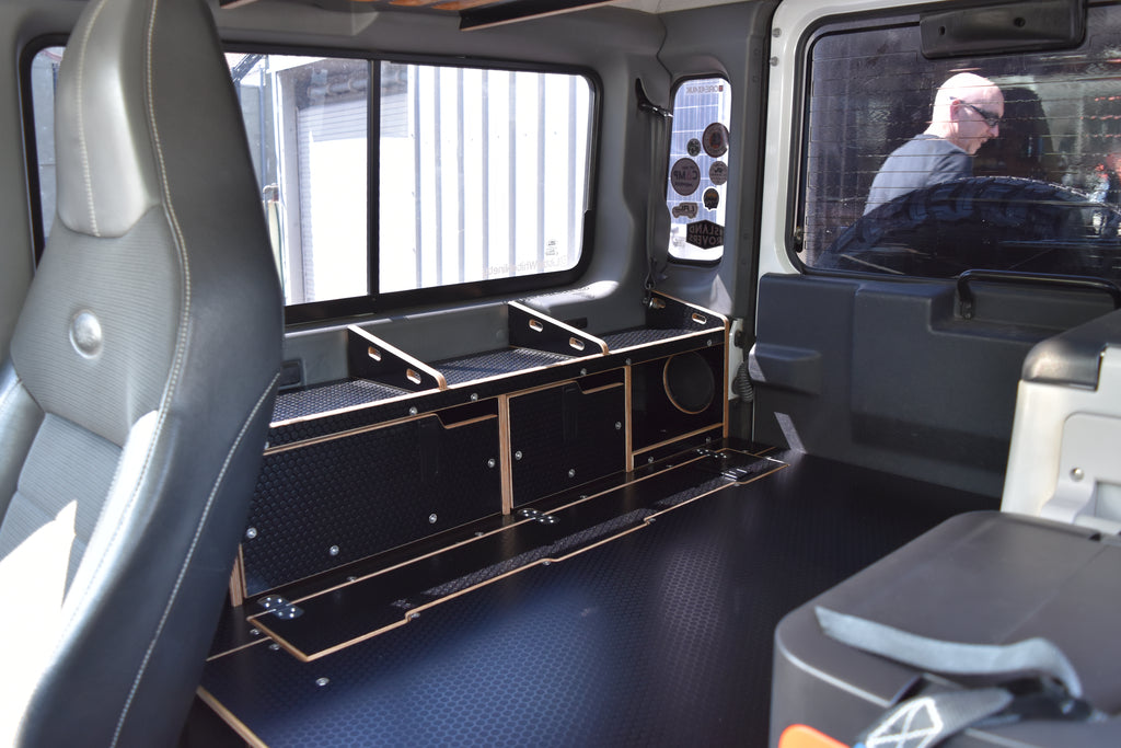 DEFENDER 90 UTILITY STORAGE SYSTEM