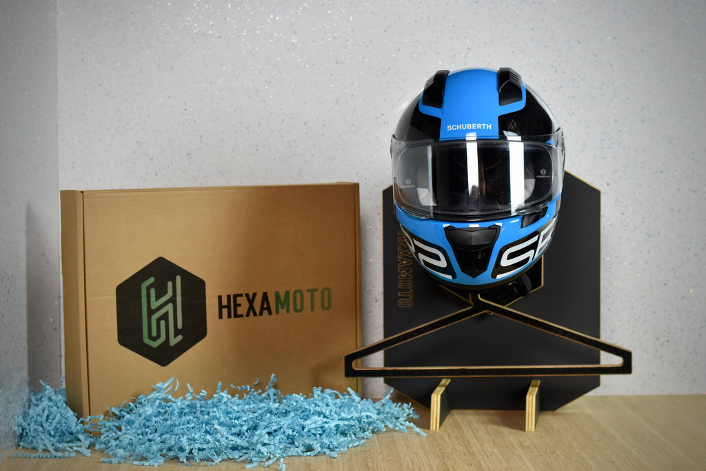 Hexamoto Mini displayed with a Hexamoto box next to it.