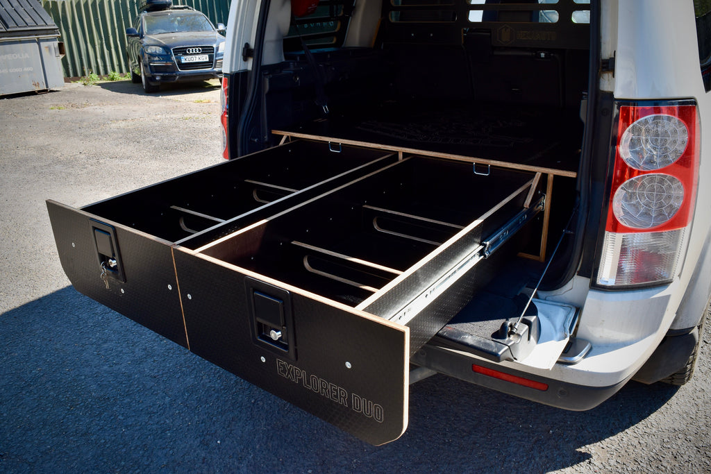 Car with Explorer Duo fitted with drawers open