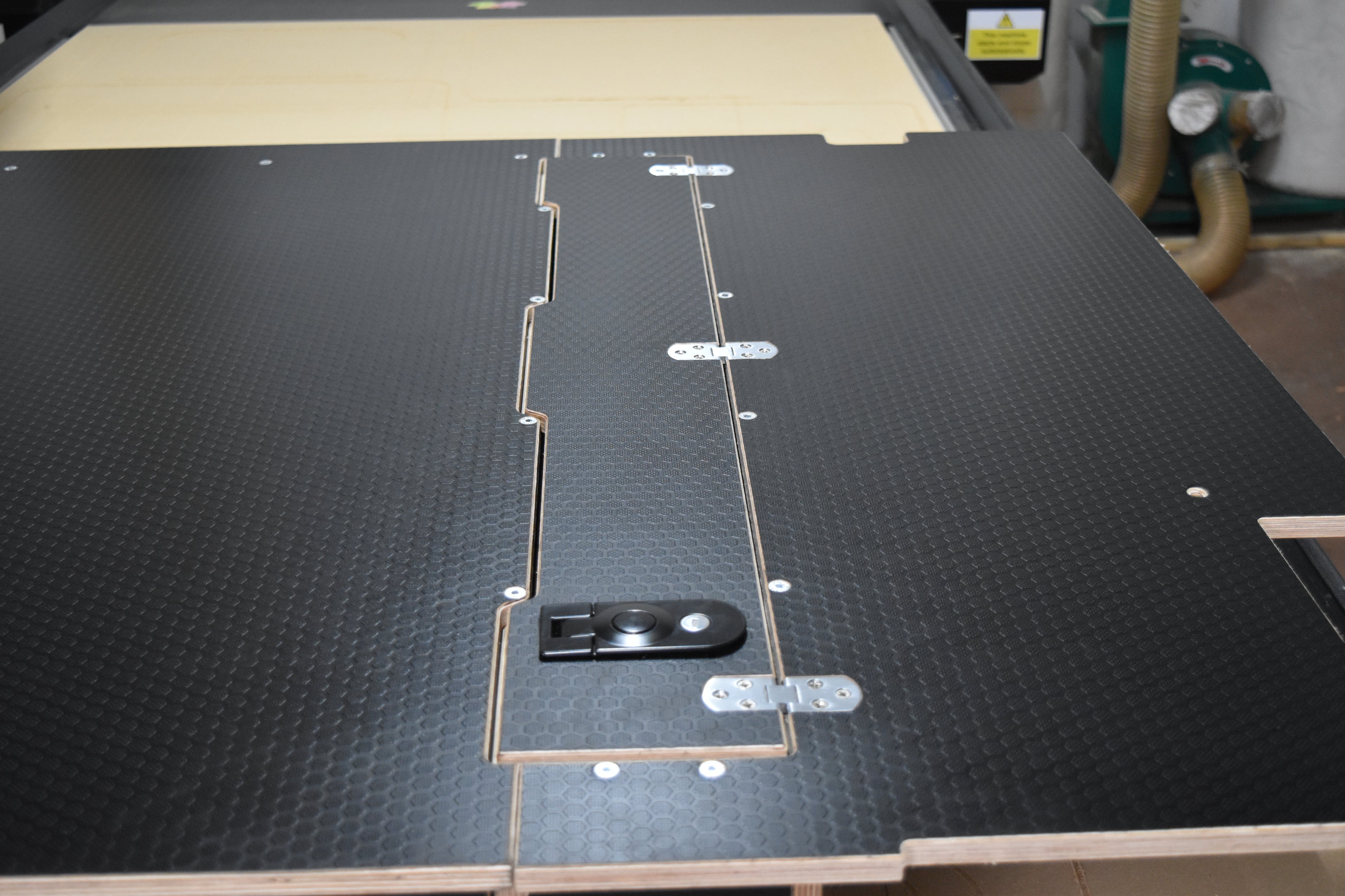 Hexamoto Utility Top Cubby Hole Hatch Section 
