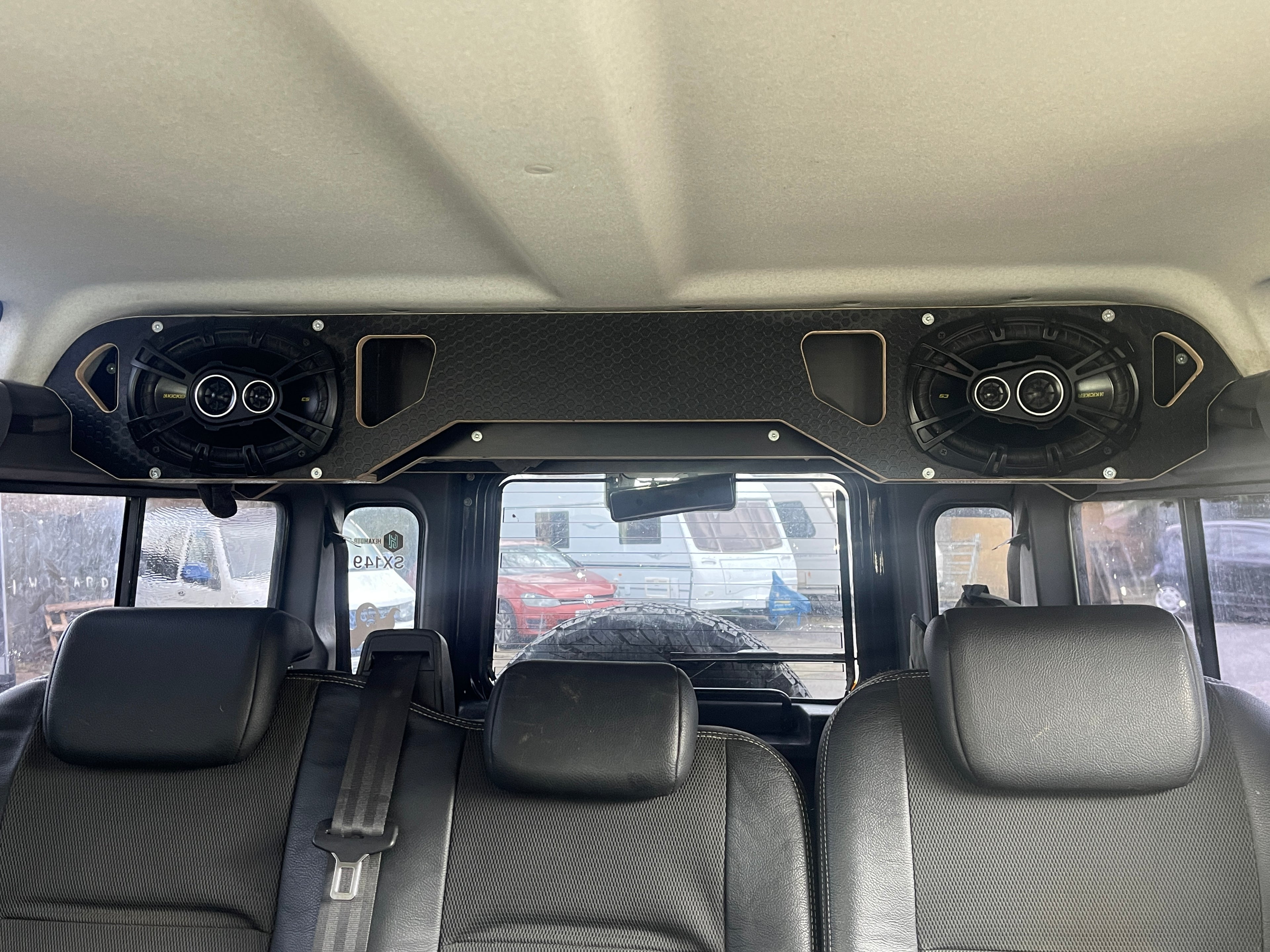 Defender 110 Rear Cargo Speaker Pod