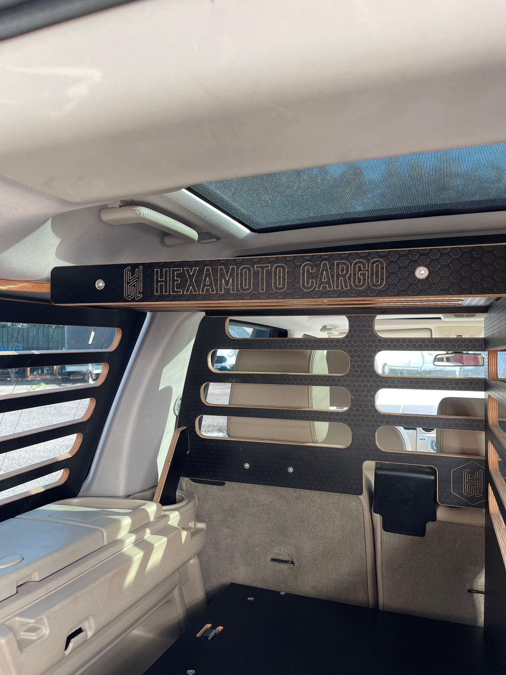 Discovery Explorer Duo With Central Divider + Cargo Shelf